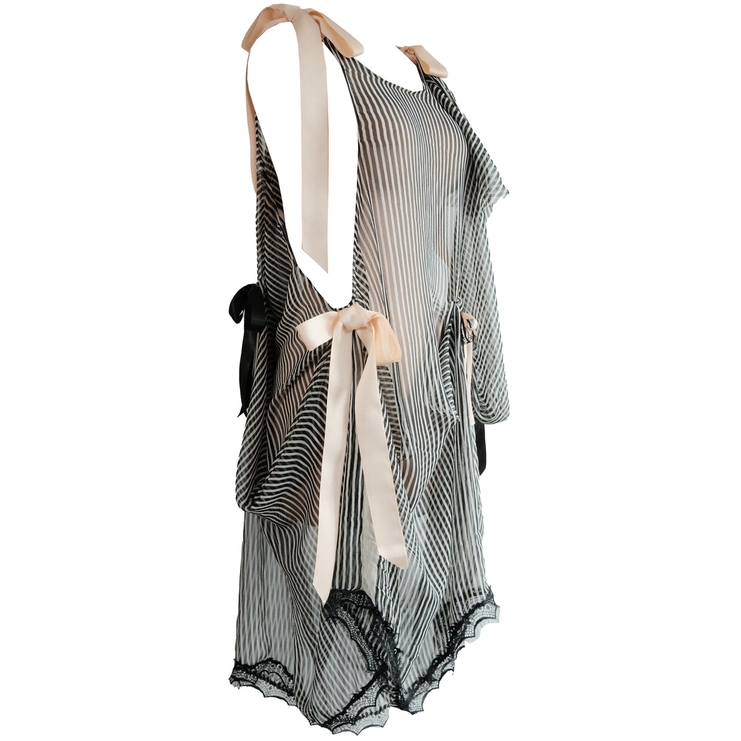 Nix Gown