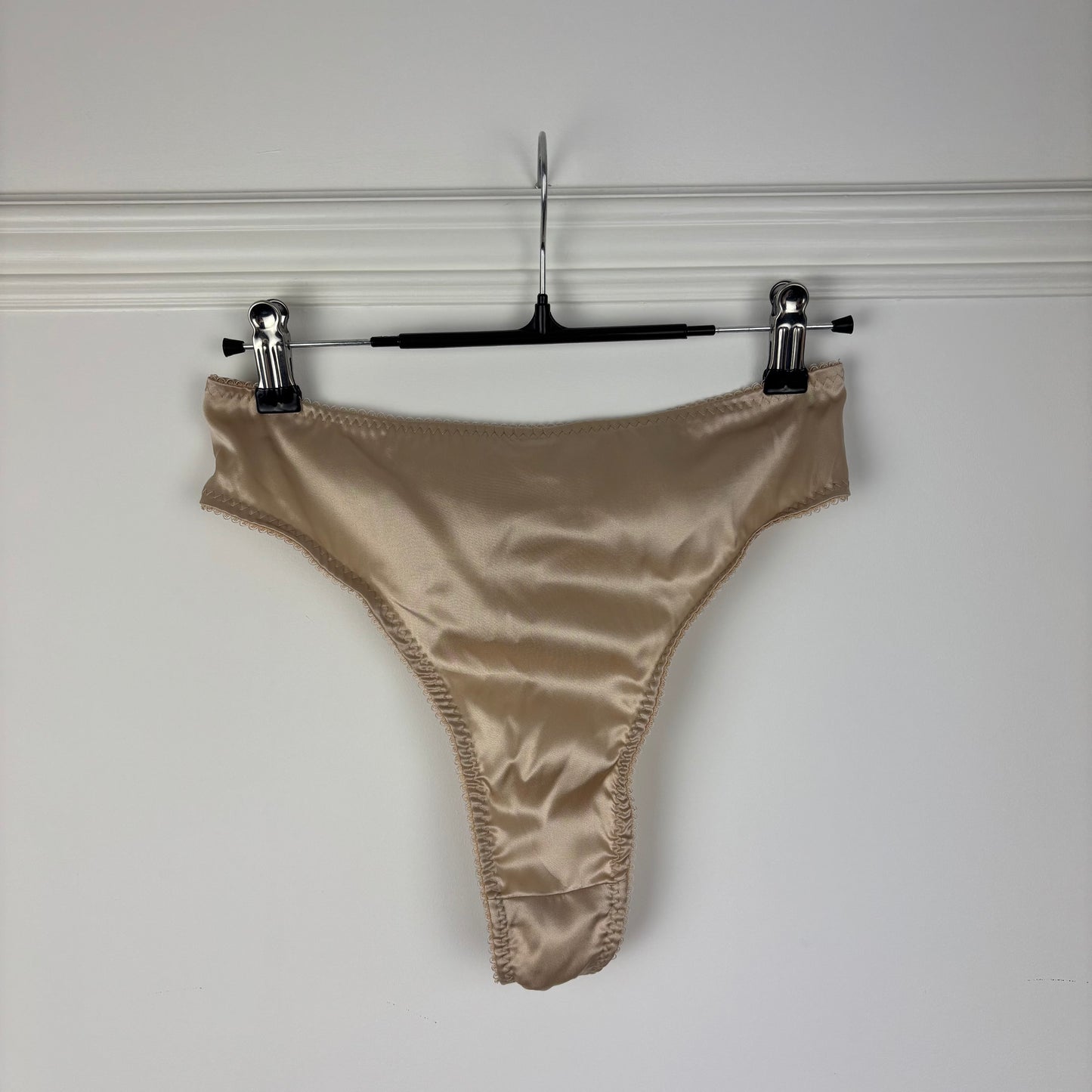 Eclipse Thong