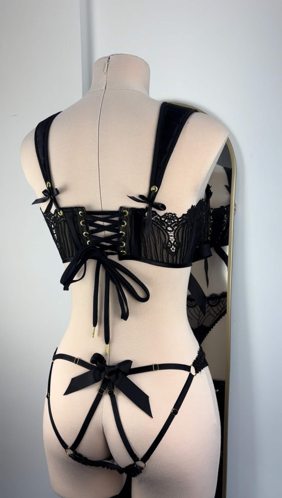 Candid Stays and Knicker Set