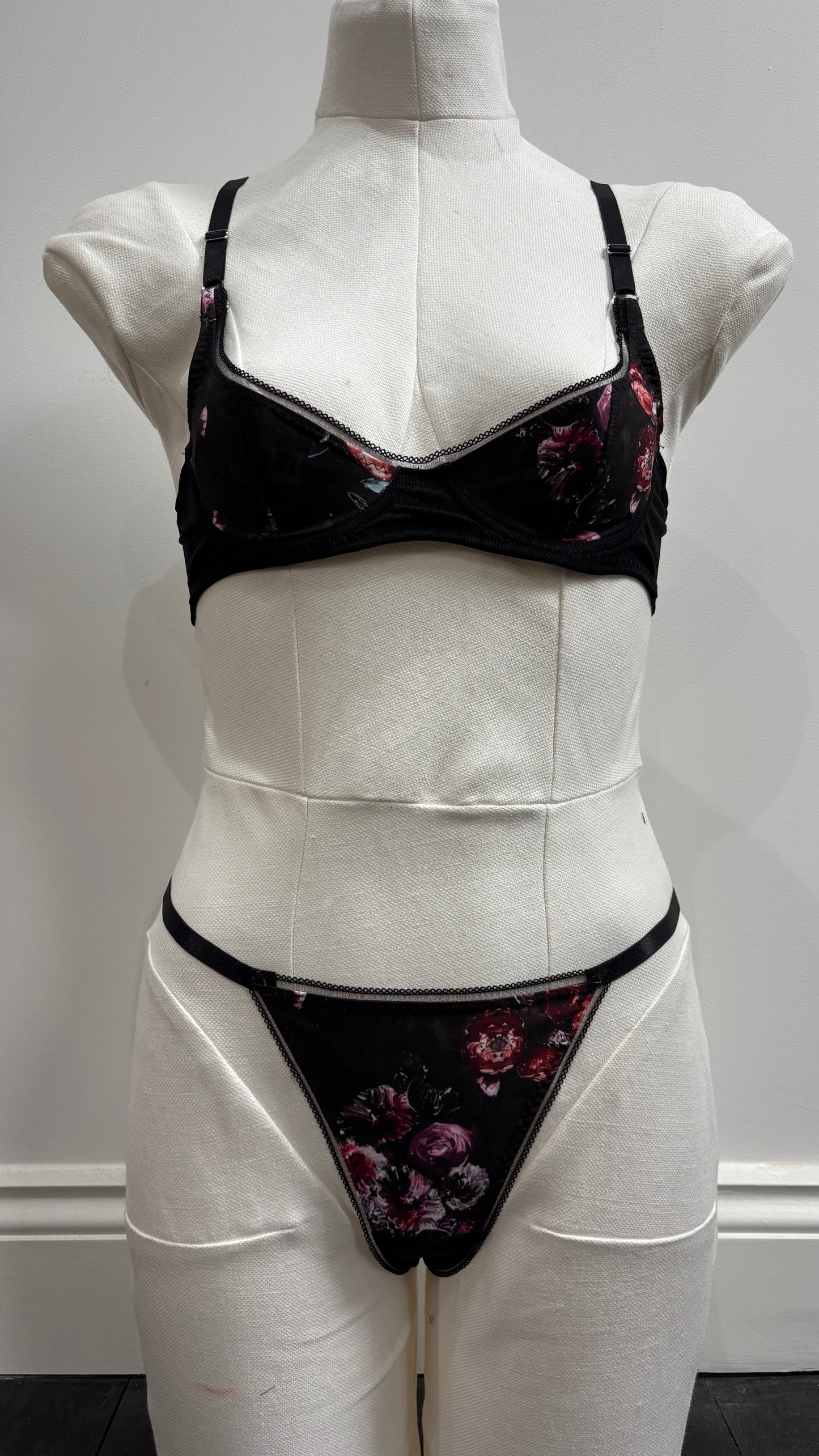 Dark Floral Lingerie Set