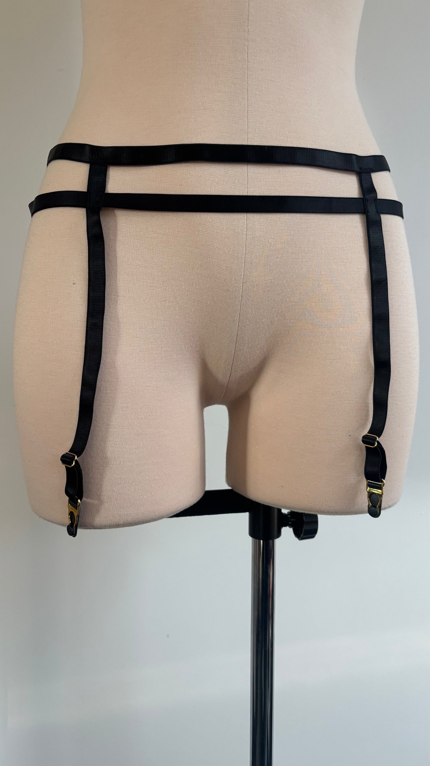 Strappy Suspender Belt